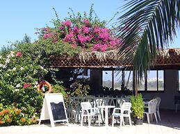 Nina Beach Hotel