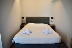 Xenophon Hotel