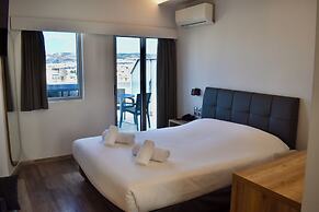 Xenophon Hotel