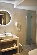 Xenophon Hotel