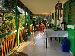Hostal Girasoles