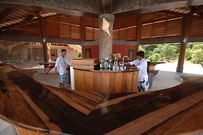 NoaNoa Island