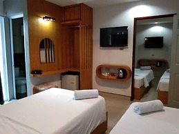 AtMe2 Hotel
