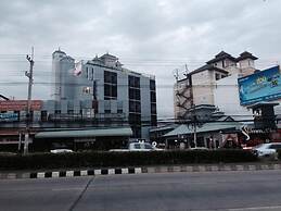 AtMe2 Hotel