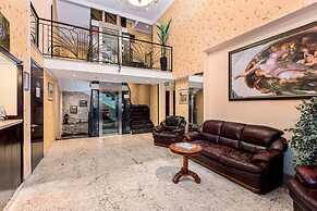 Hotel Sharden