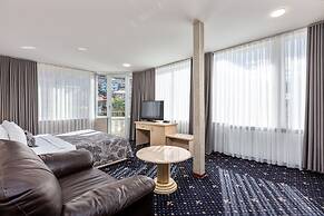 Hotel Sharden