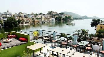 Hotel Hanuman Ghat