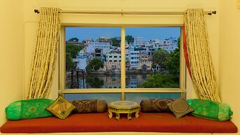 Hotel Hanuman Ghat