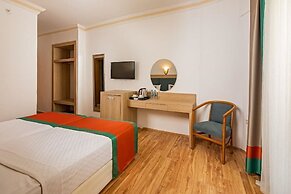 MIRABELL HOTEL