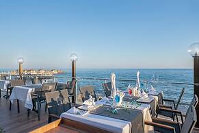 Aria Resort & Spa