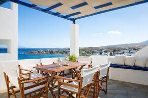Cleopatra Seaside Homes Paros