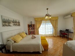 Casa Colina del Sol