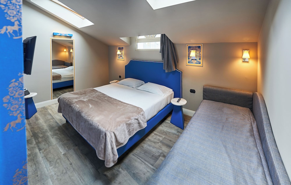 Hotel Al Campanile - Luxury Suites & Apartments