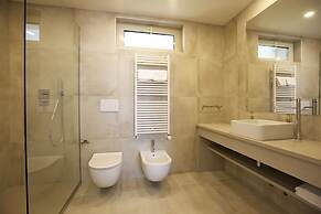 Hotel Al Campanile - Luxury Suites & Apartments