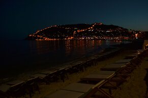 Sun Hotel by En Vie Beach - Adults Only