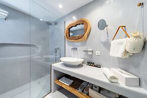Blue Sand Boutique Hotel & Suites