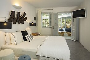 Blue Sand Boutique Hotel & Suites