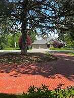 Woodbourne Inn