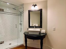 Woodbourne Inn