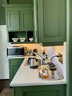 Woodbourne Inn