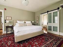 Woodbourne Inn