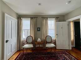 Woodbourne Inn
