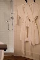Woodbourne Inn
