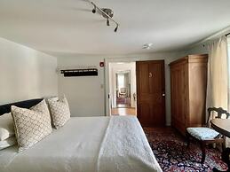 Woodbourne Inn