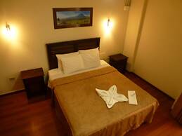 Hostal Qoyllurwasi