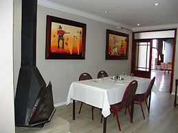 African Moon Corporate House