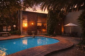 African Moon Corporate House