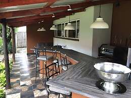 Big 5 Guest House