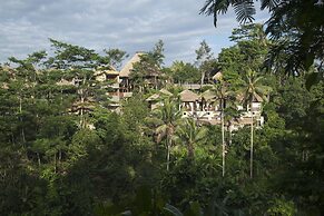 Tejaprana Resort & Spa