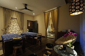 Tejaprana Resort & Spa