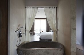 Tejaprana Resort & Spa