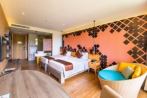 Crest Resort & Pool Villas