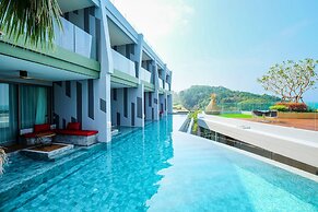 Crest Resort & Pool Villas