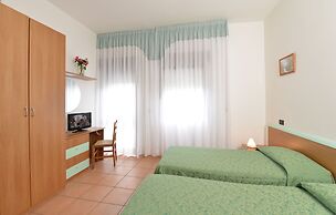 Hotel Etna