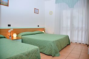 Hotel Etna