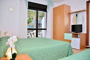 Hotel Etna