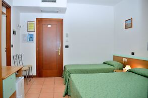 Hotel Etna