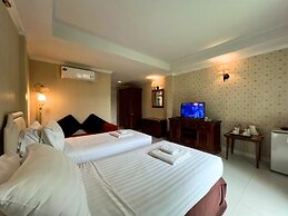Chateau de Khaoyai Hotel & Resort