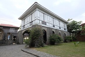 Las Casas Filipinas de Acuzar