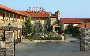 Mythos Hotel