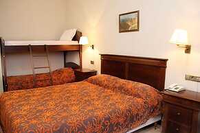 Mythos Hotel