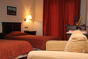 Mythos Hotel
