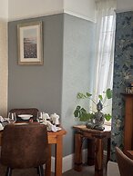 Rosaire Guest House