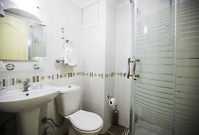 Ergin Hotel