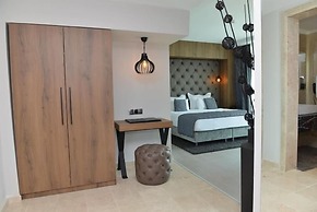 Lova Hotel SPA
