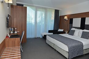 Lova Hotel SPA